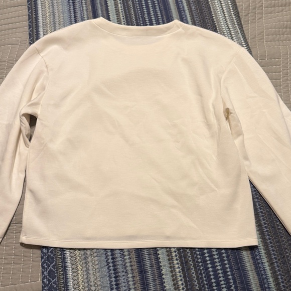 Banana Republic White Crewneck Sweater Size Medium Classic Knit Pullover - Picture 5 of 5